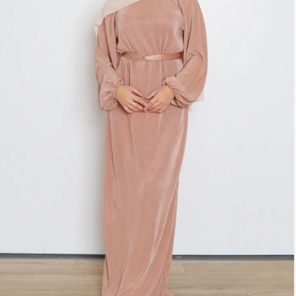 PLEAT DRESS- ROSE PINK
